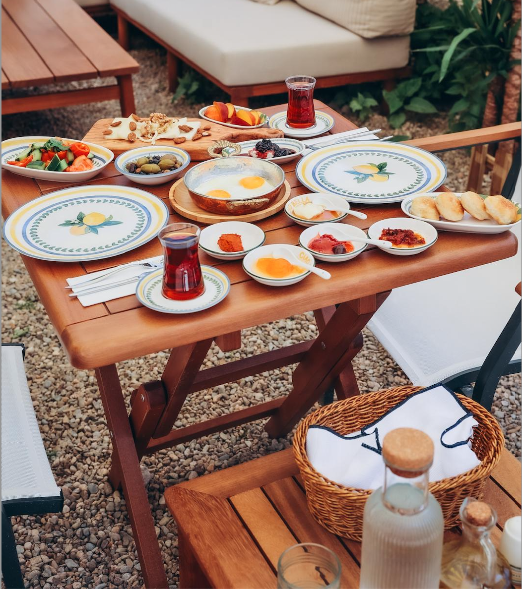 Breakfast with Turkish tea in the garden